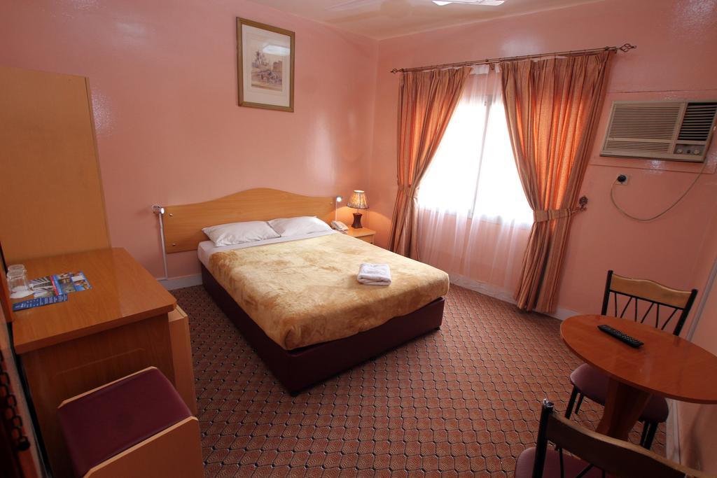 Zaineast Hotel Дубай Номер фото