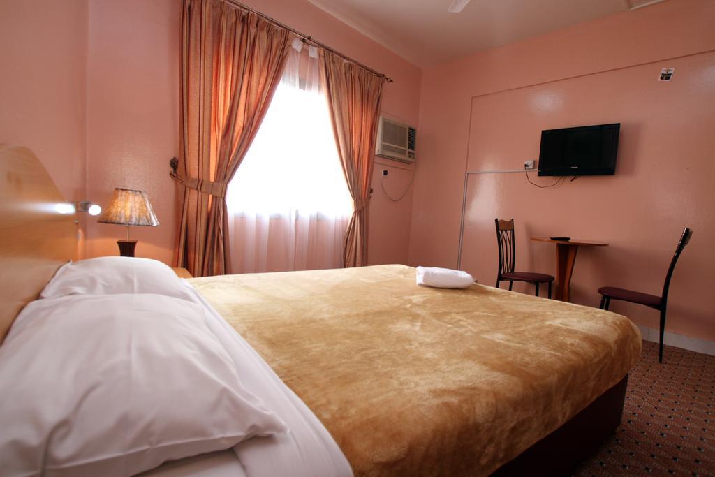 Zaineast Hotel Дубай Номер фото